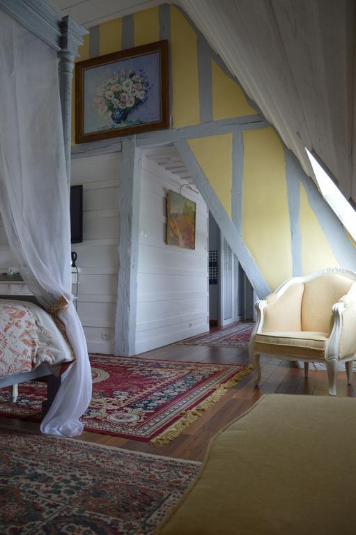 Bed and Breakfast La Grange des Marettes à Cléres Extérieur photo
