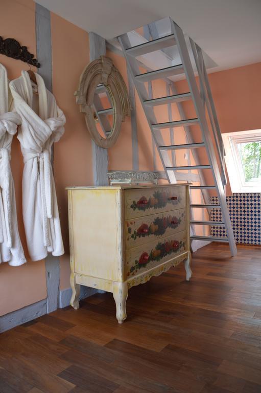 Bed and Breakfast La Grange des Marettes à Cléres Extérieur photo