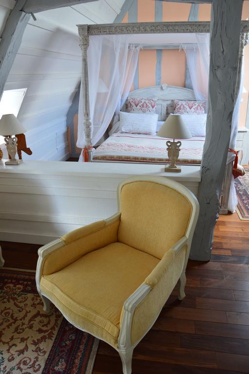 Bed and Breakfast La Grange des Marettes à Cléres Extérieur photo