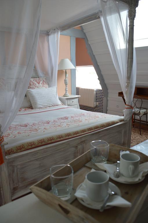 Bed and Breakfast La Grange des Marettes à Cléres Extérieur photo