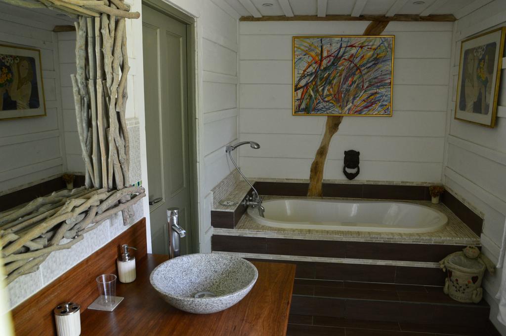 Bed and Breakfast La Grange des Marettes à Cléres Extérieur photo
