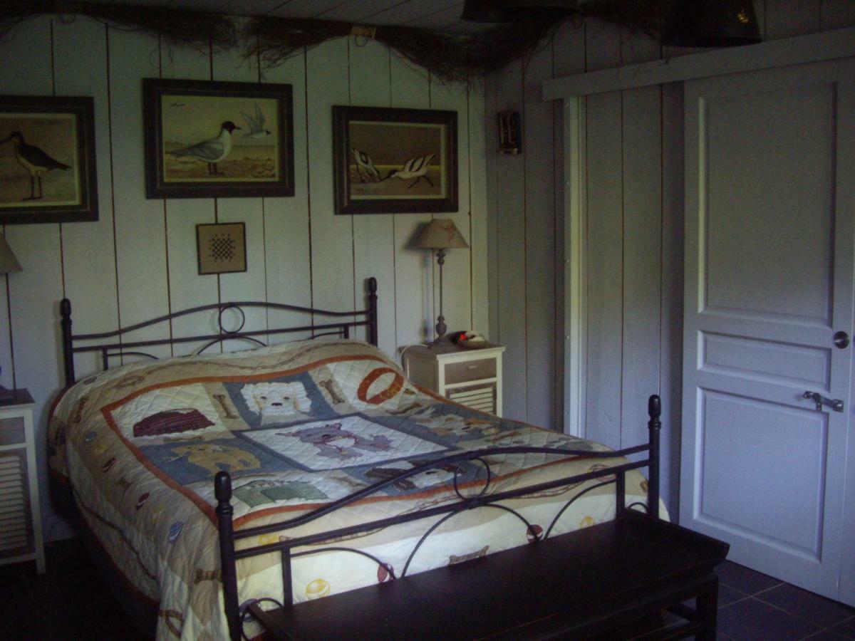 Bed and Breakfast La Grange des Marettes à Cléres Extérieur photo