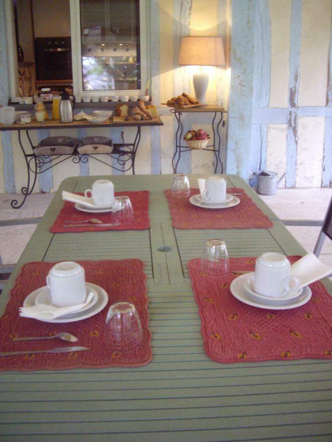 Bed and Breakfast La Grange des Marettes à Cléres Extérieur photo