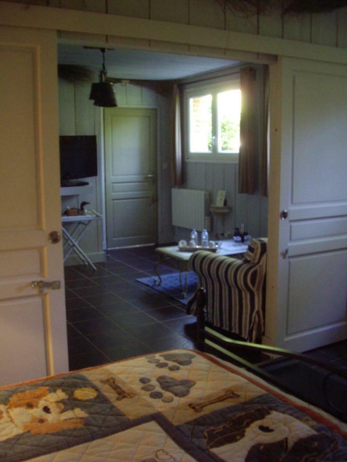 Bed and Breakfast La Grange des Marettes à Cléres Extérieur photo