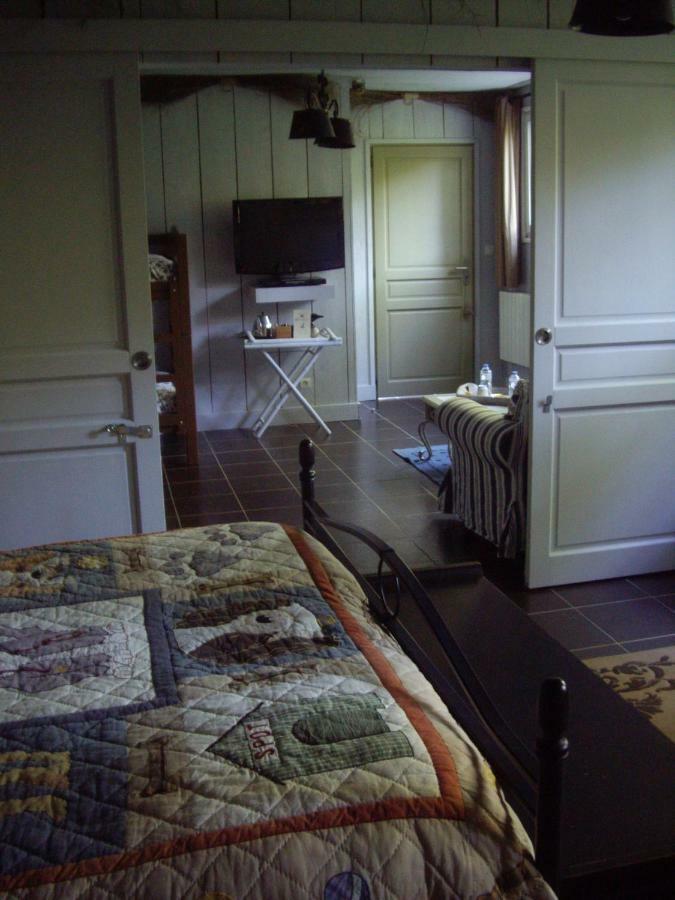 Bed and Breakfast La Grange des Marettes à Cléres Extérieur photo