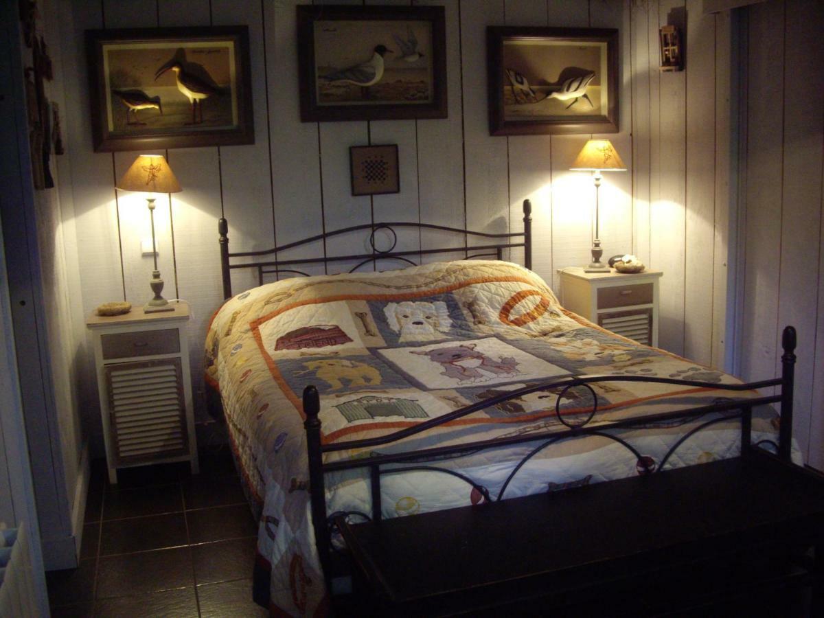 Bed and Breakfast La Grange des Marettes à Cléres Extérieur photo
